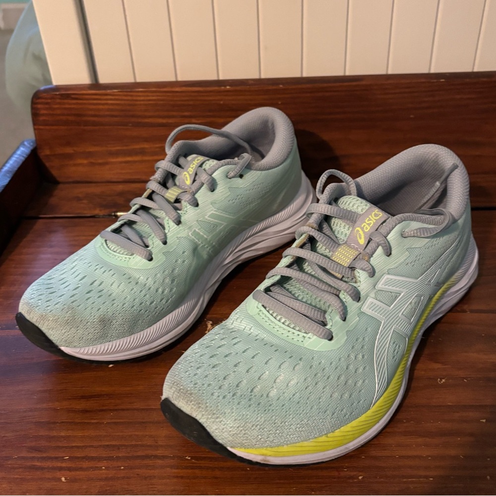 Women’s Asics Gel-Excite 7